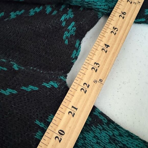 Gioni Designs Green/Black Graphic Sweater Vintage Size Large 100% Acrylic - Picture 7 of 9